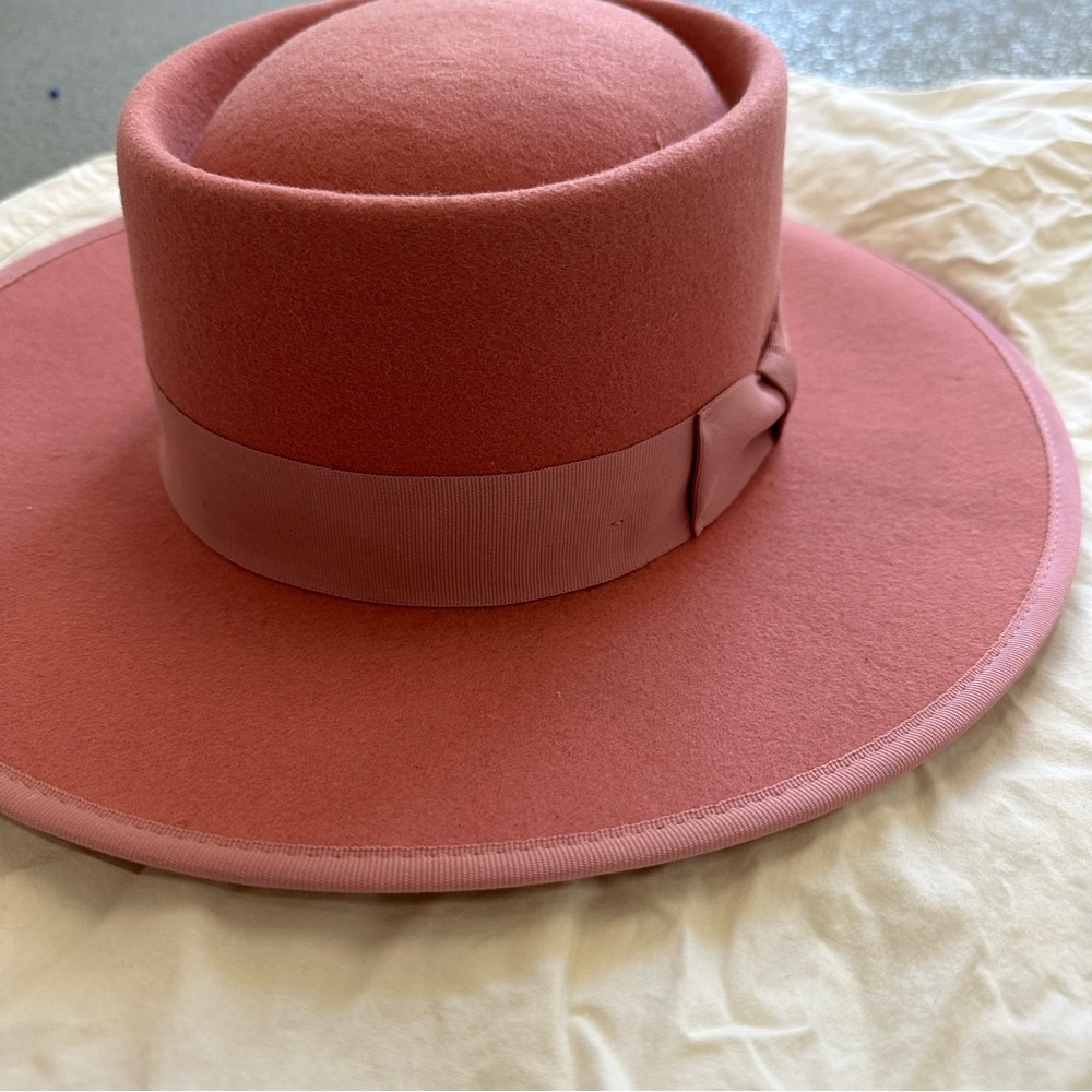 Vida Structured Pink Wool Hat